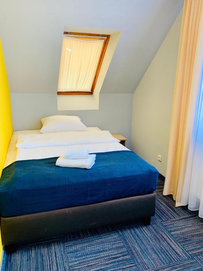 Azalia Bed & Breakfast อุสตรอเนียมอร์สเกีย ภายนอก รูปภาพ